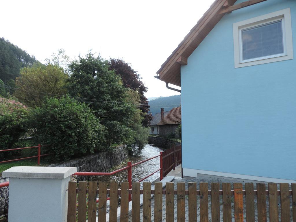 Apartmanovy Dom River Blatnica Exterior foto