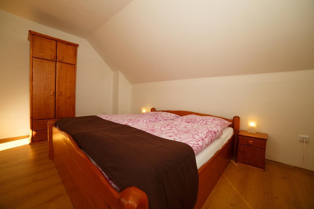 Apartmanovy Dom River Blatnica Exterior foto